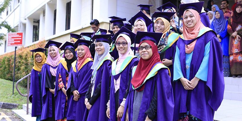 Dominasi Pelajar Wanita Di IPT Semakin Hebat.